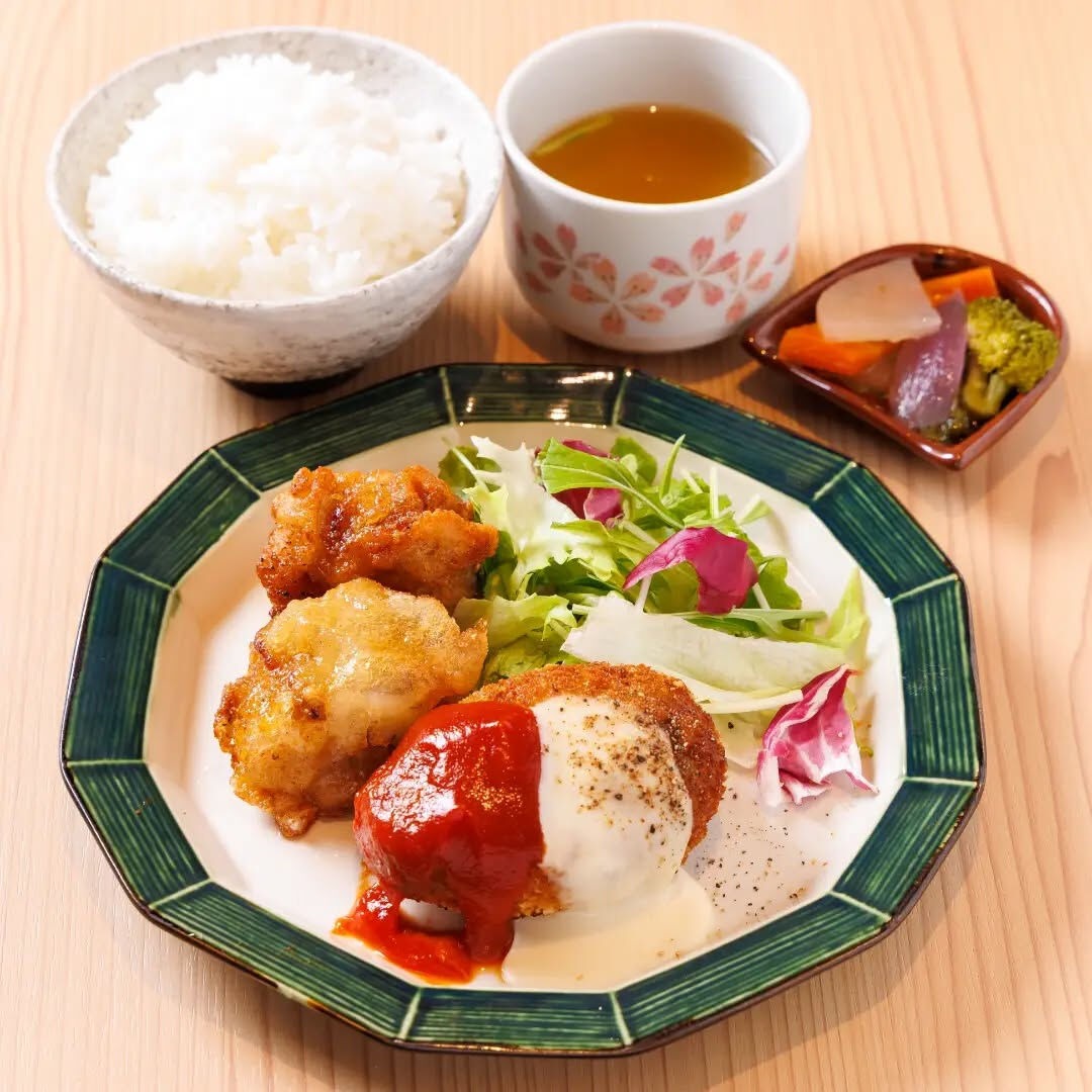 【お昼から幸せチャージ】