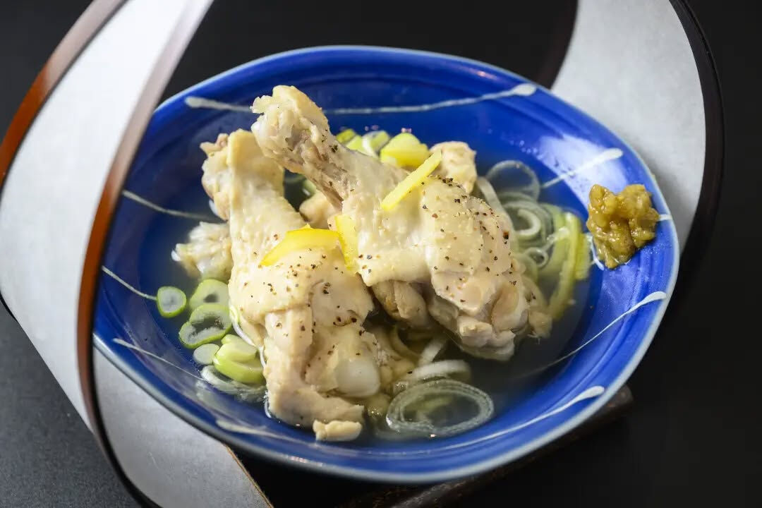 【出汁の香りに食欲そそる✨手羽元の煮込み　柚子ごしょう風味】