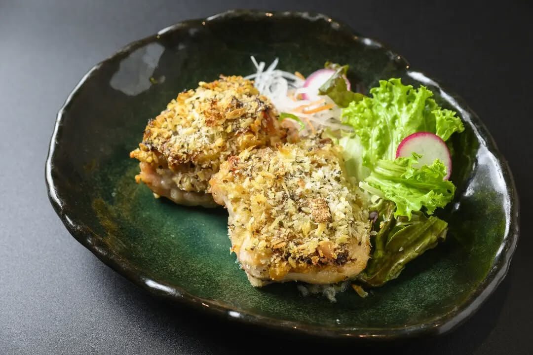 【香ばしさが食欲をそそる一皿】
